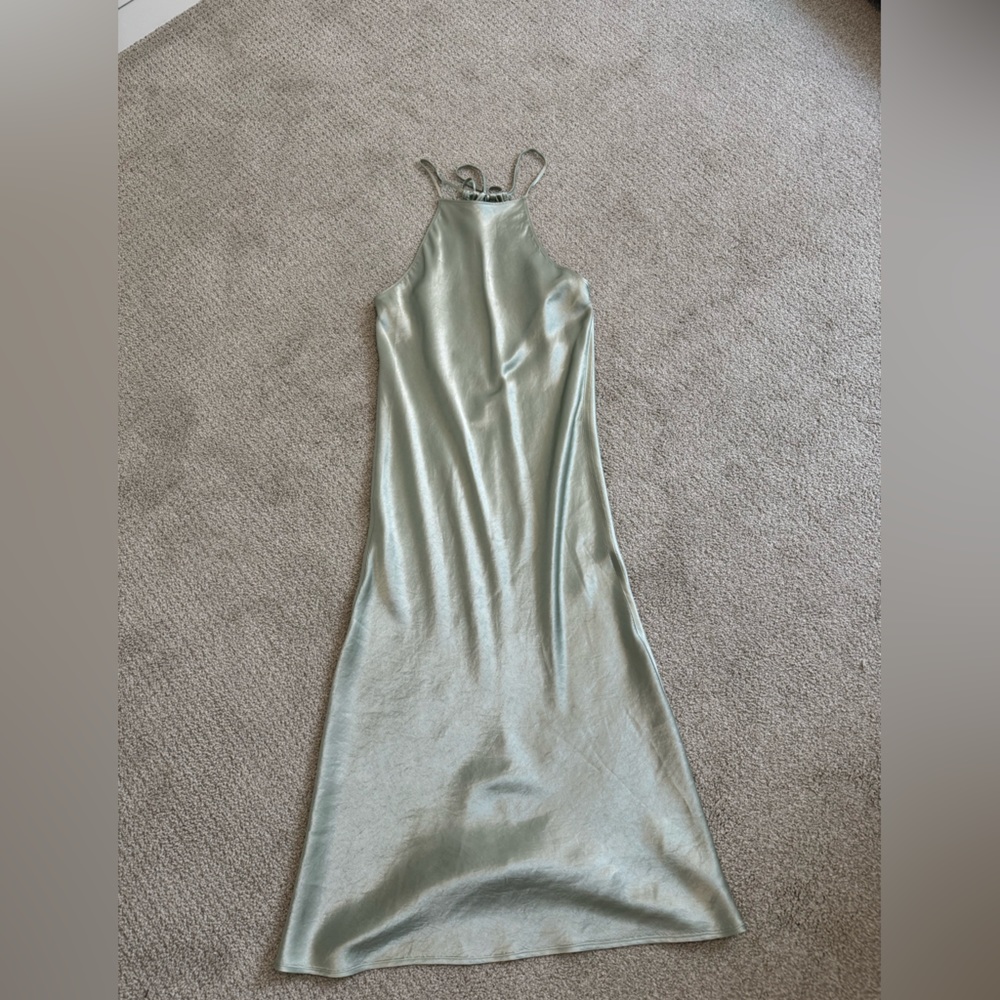 Light green silk Babaton Aritzia dress - size small